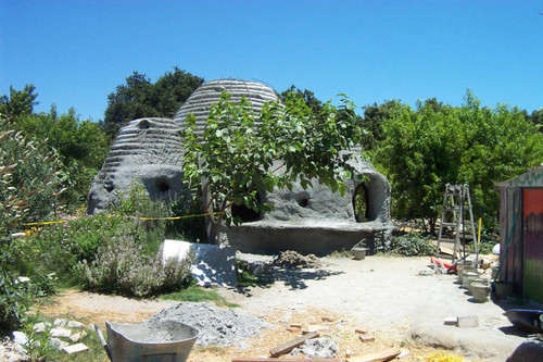 Earth Dome construction with cement covering