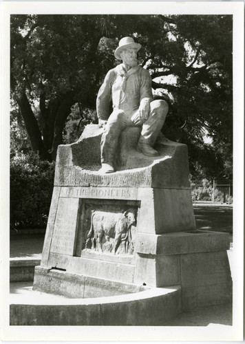 Swanston Memorial Fountain