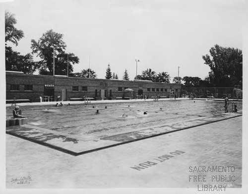 Clunie Memorial Clubhouse Swimming Pool