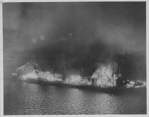 Fire on the Sacramento River between I and M Street Bridges