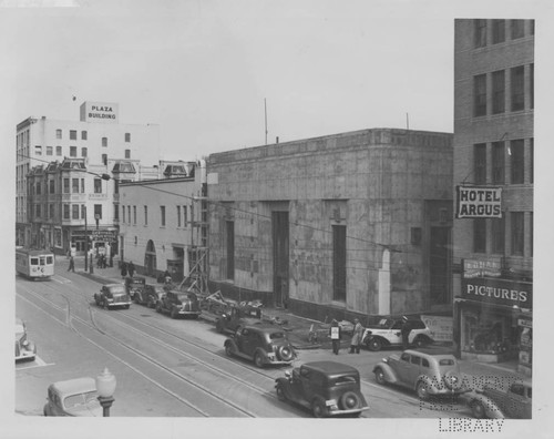 American Trust Company Building at Tenth Street, Construction; Between J and K Streets