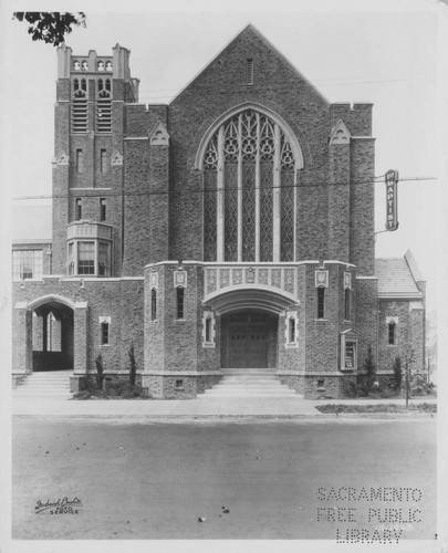 Front of the First Baptist Church