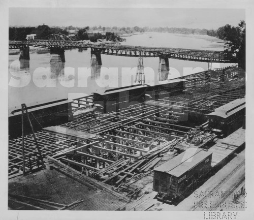 Sacramento and Yolo Bridge