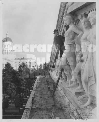 Statues on the Pediment of the State Library and Courts Building ...