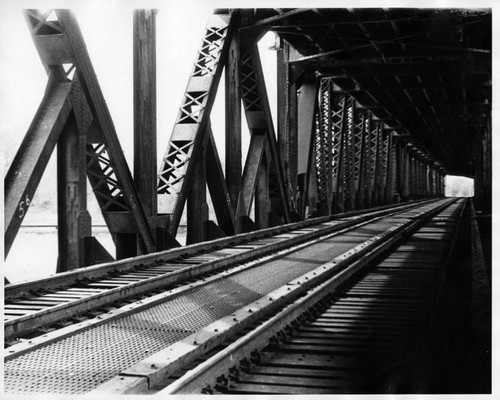 Cross Girders of I Street Bridge