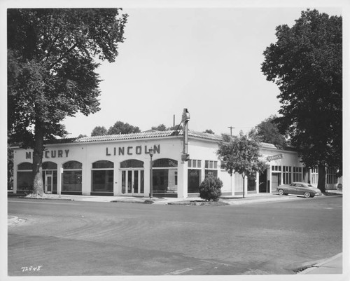 Lundstrom’s Mercury-Lincoln Dealership and Service