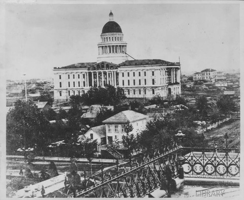 California State Capitol under construction