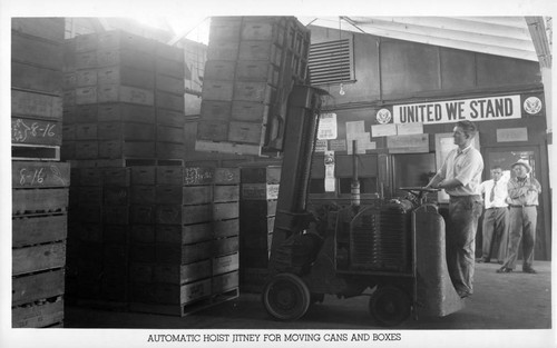 Automatic Hoist Jitney Moving Bercut-Richards Packing Co. Cans and Boxes