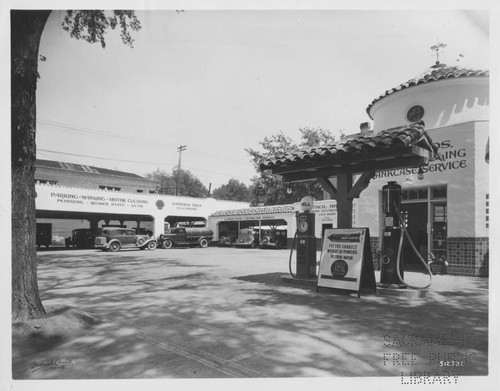 Close-up of O’Neil Brothers Service Station