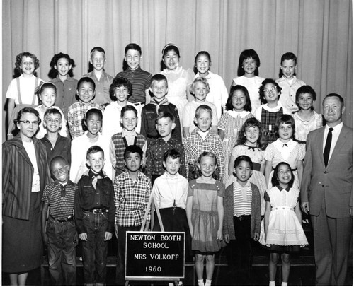 Newton Booth School Class Photo 1960