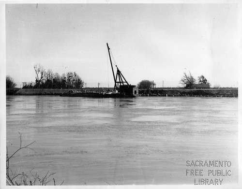 Clamshell Dredge on the Sacramento River