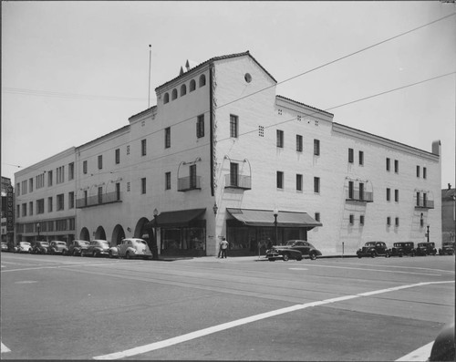 Breuner's Furniture Company