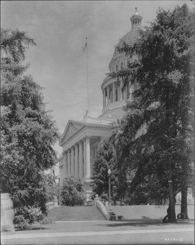 California State Capitol from the California State Park