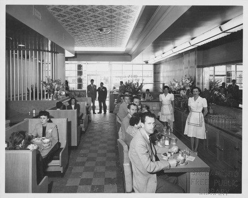 Johnson’s Restaurant During Open Hours