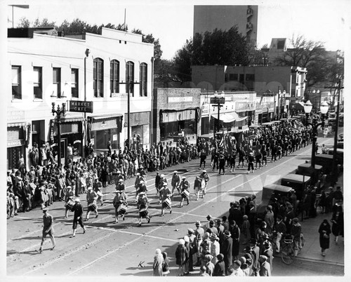 Armistice Day Parade on J Street at Thirteenth