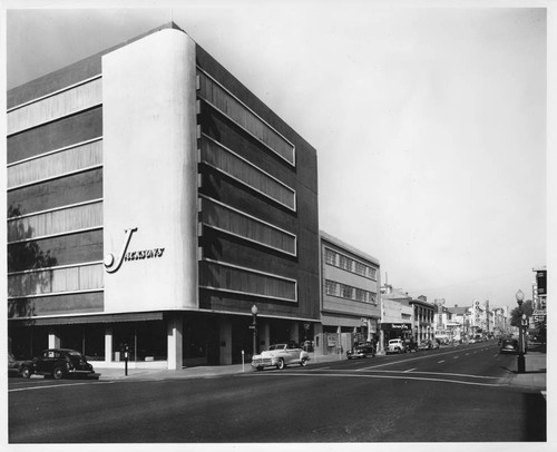 Jackson’s Furniture and a Westerly View Down K Street