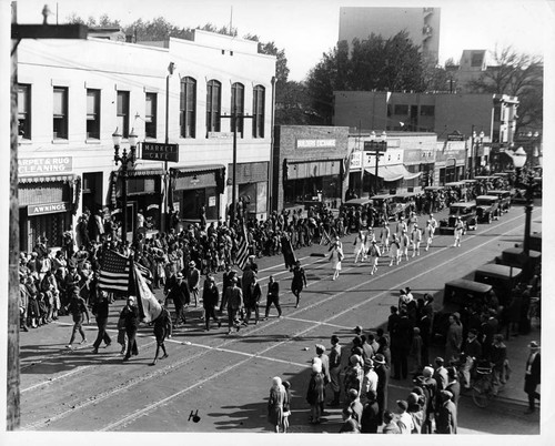 Armistice Day Parade on J Street at Thirteenth