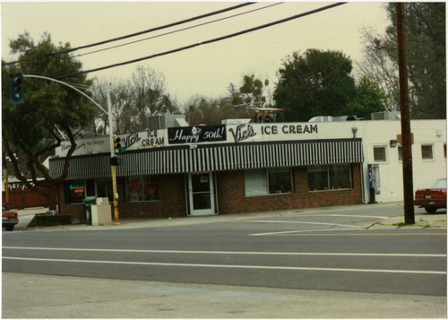 Vic's Ice Cream