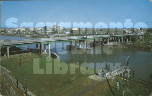 Pioneer Memorial Bridge