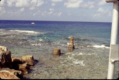 Wake Island [Beach area]