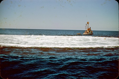 Residue from underwater water explosion, Gaviota