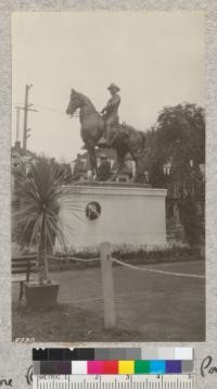 Theodore Roosevelt statue, Portland, Oregon. July 1923