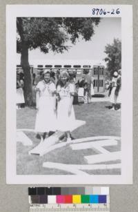 4-H Club members at Davis Convention