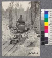 Oneline Clyde Skidder. Madera Sugar Pine 1921. View showing removable car for travelling along track