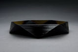 Tray for serving dry sweets in black and gold