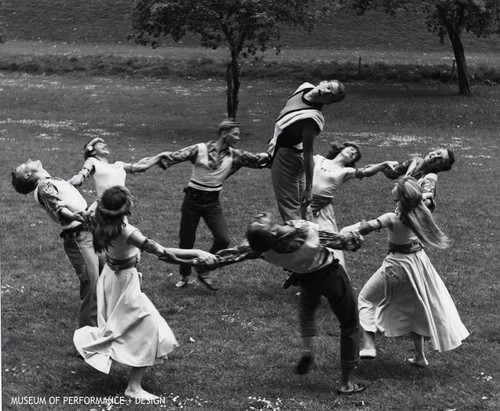 Richard Ford with other performers rehearsing Anna Halprin's "Emek"