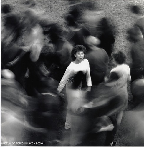 Anna Halprin surrounded by dancers in Circle the Earth