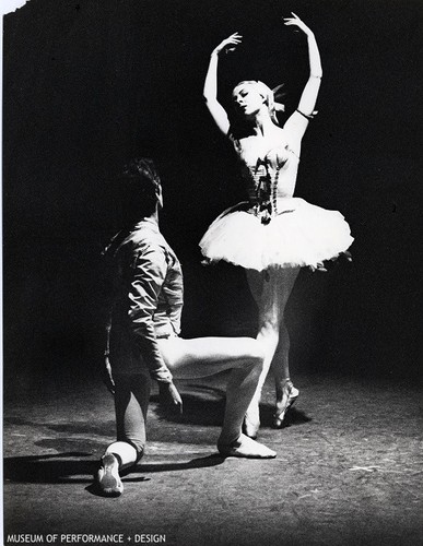 Robert Gladstein and Lynda Meyer in Christensen's "Divertissement D'Auber (II)"