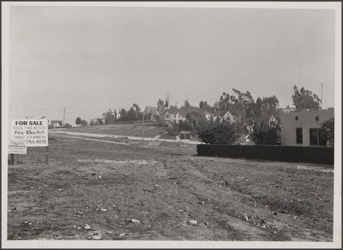 St. George Street south of Waverly Drive, looking east