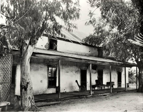 Andres Pico adobe exterior, circa 1920