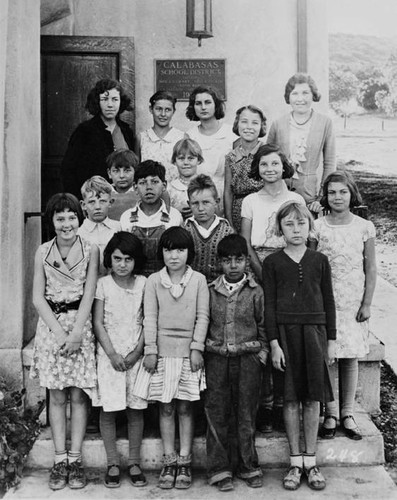 Calabasas School class, 1933