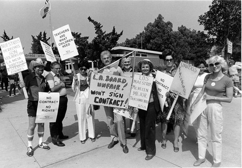 Teachers' strike, James Monroe High School, North Hills, 1983