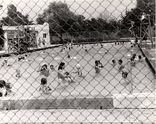 Reseda Swimming Pool, 1947