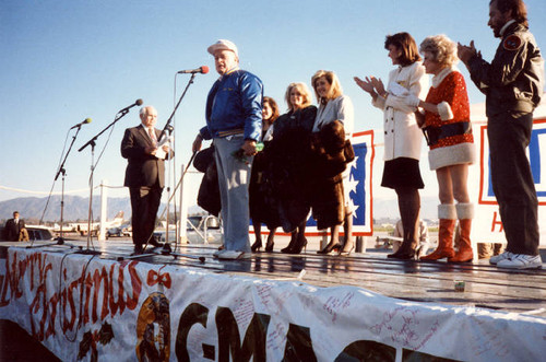 Bob Hope at Van Nuys Airport, 1987