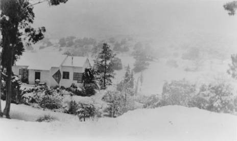 Snow, Park Moderne, Calabasas, January 1957