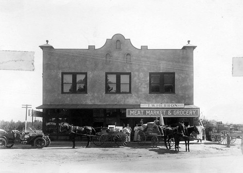Bakery and Market in Lankershim, circa 1915