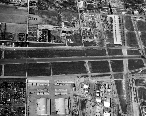 Aerial view of Van Nuys Airport, 1948