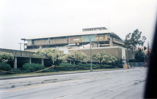 Earthquake damage, Sherman Oaks Fashion Square, January 1994