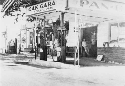 Oak Garage, Calabasas, 1930-1935