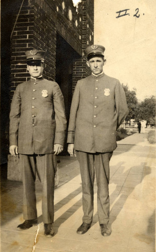 Police officers Joe Olivera and I. A. Robinson, Glendale, circa 1916