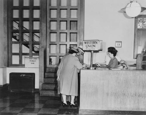 Lockheed Air Terminal lobby in 1940