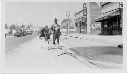 Street paving, San Fernando Road, Glendale, circa 1920-1929
