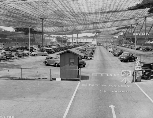 Lockheed Air Terminal employee parking lot, Burbank, 1941-1945