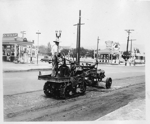 Street paving, Glendale, circa 1920-1929