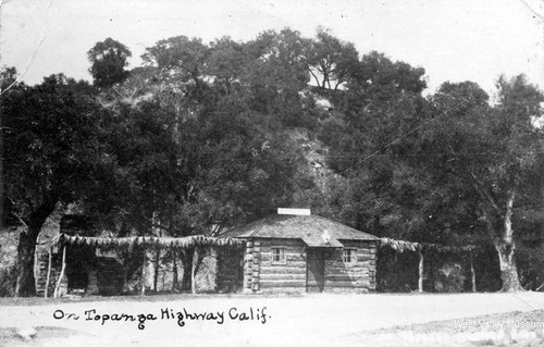 Log cabin on Topanga Highway, circa 1915