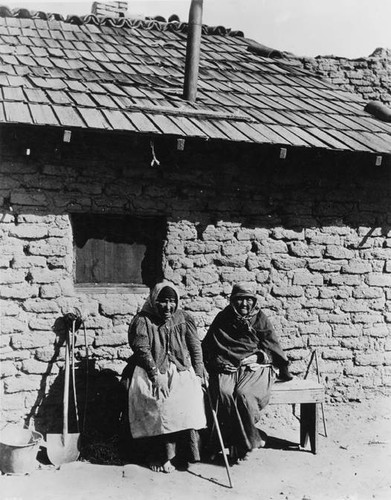 San Fernando Mission Indian women, c. 1880